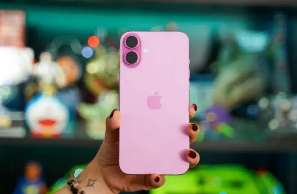Apple iPhone 16 Plus Review